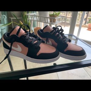 Air Jordan 1 Low Top 🎀 Pink Satin FREE SHIPPING